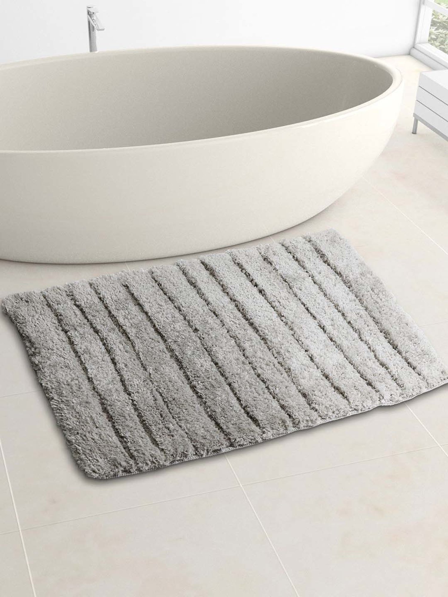 Living Scapes by Pantaloons Grey Polyester 1600 GSM Bath Mat