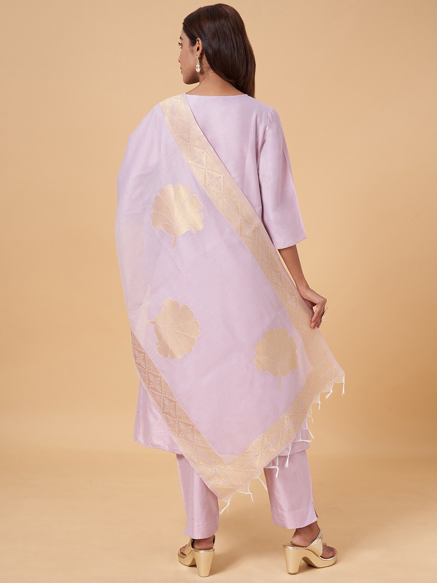 Rangmanch by Pantaloons Lilac Plain Kurta Pant Set with Dupatta