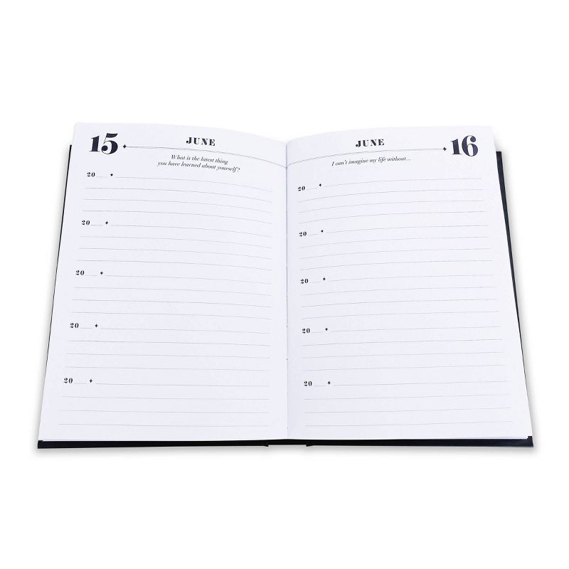 Pre-Printed 5 Year Memory Journal Question A Day