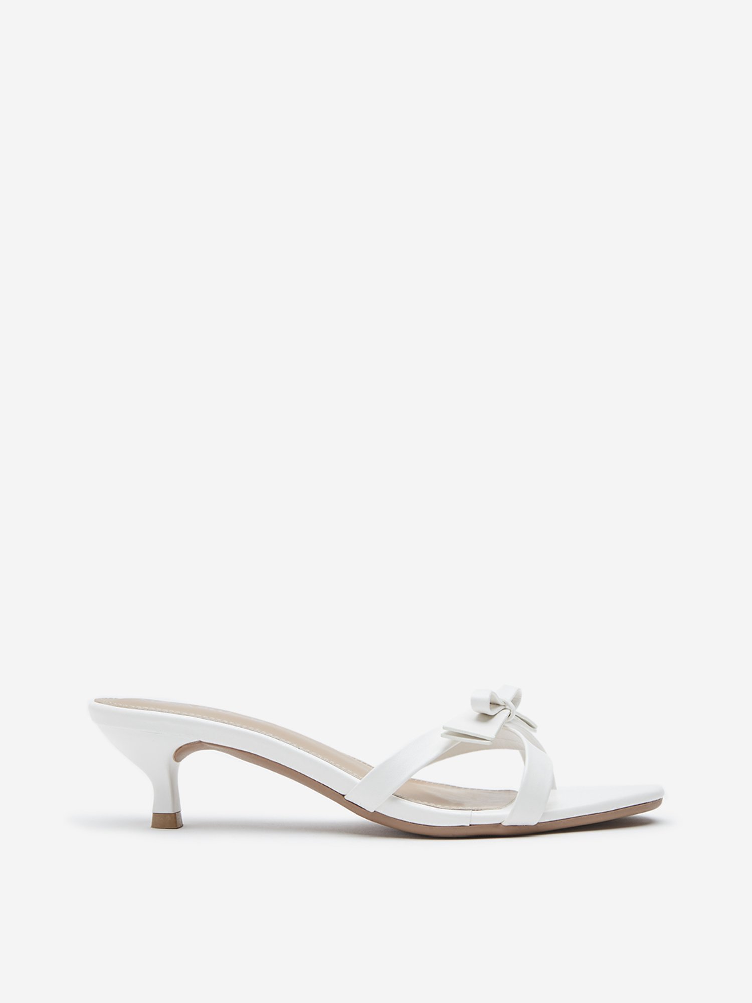 LUNA BLU by Westside White Bow-Detailed Kitten Heel Sandals
