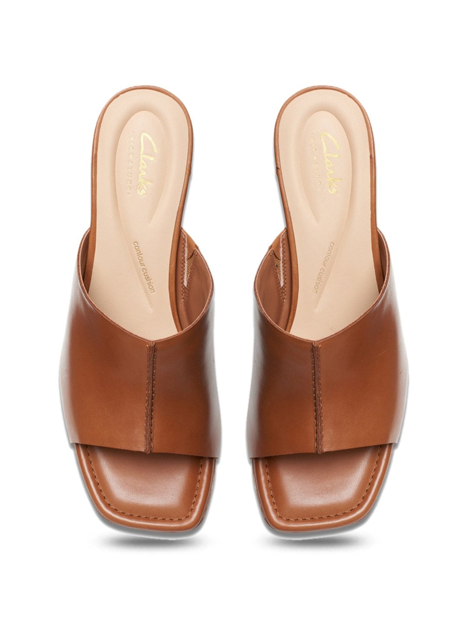 Clarks Women's Siara65 Tan Casual Sandals