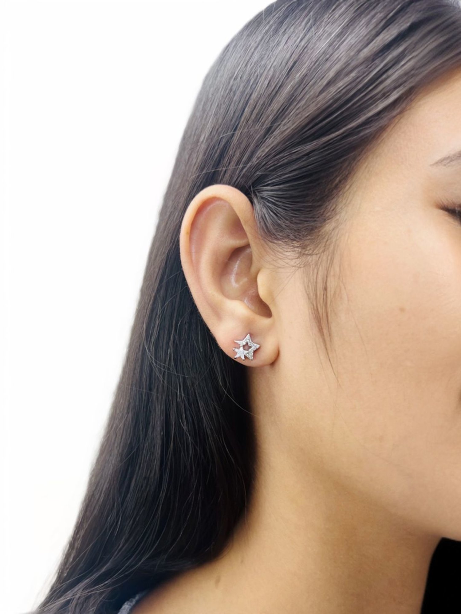 Arte Jewels 925 Sterling Silver CZ-studded Star shape Earrings for Women & Girls