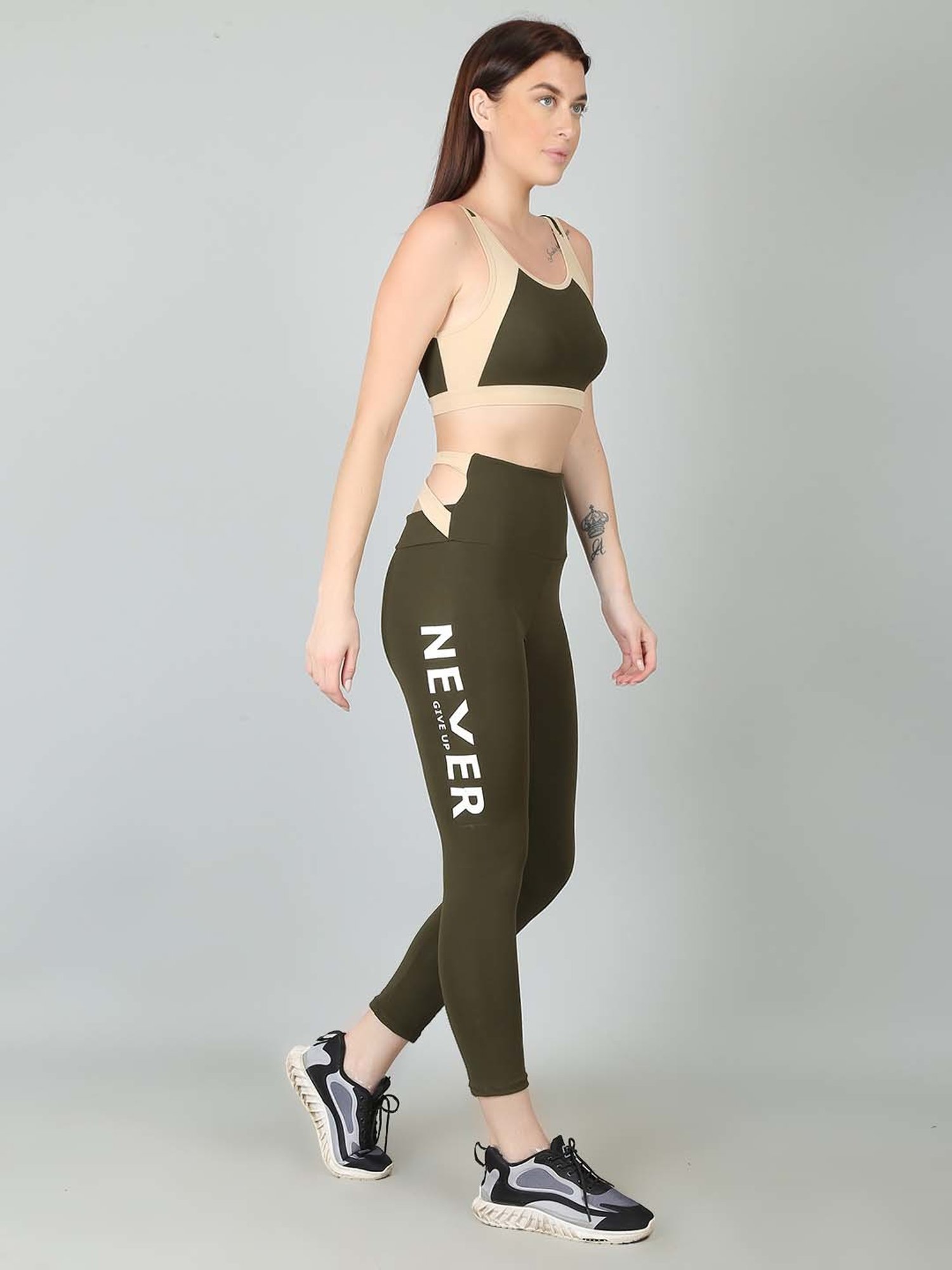 N-Gal Green & Beige Printed Sports Bra With Tights Set