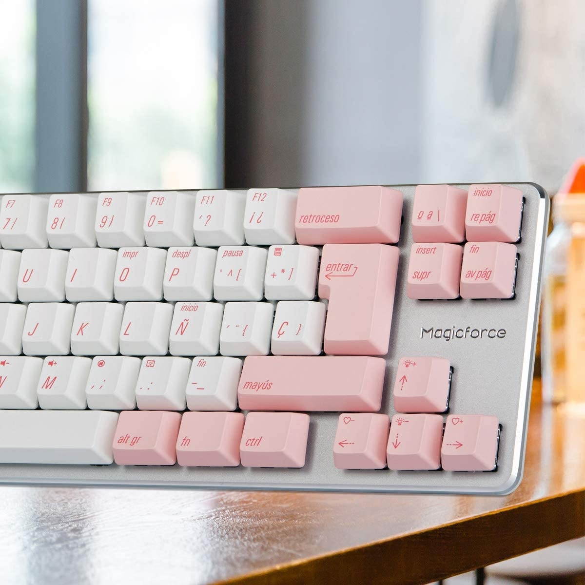 Qisan Wired Mechanical Gaming Keyboard PBT Keycaps 69 Keys Gateron Blue Switch White Backlit ES QWERTY Layout Pink Keycaps Female Gaming Keyboard