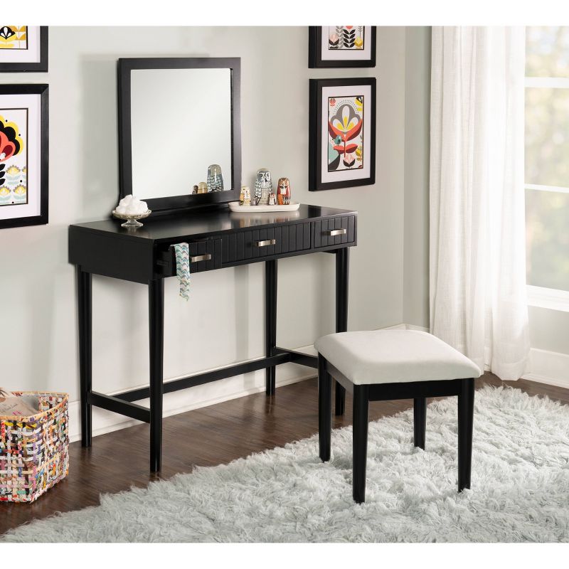 Salisbury Vanity w/Mirror White - Chique