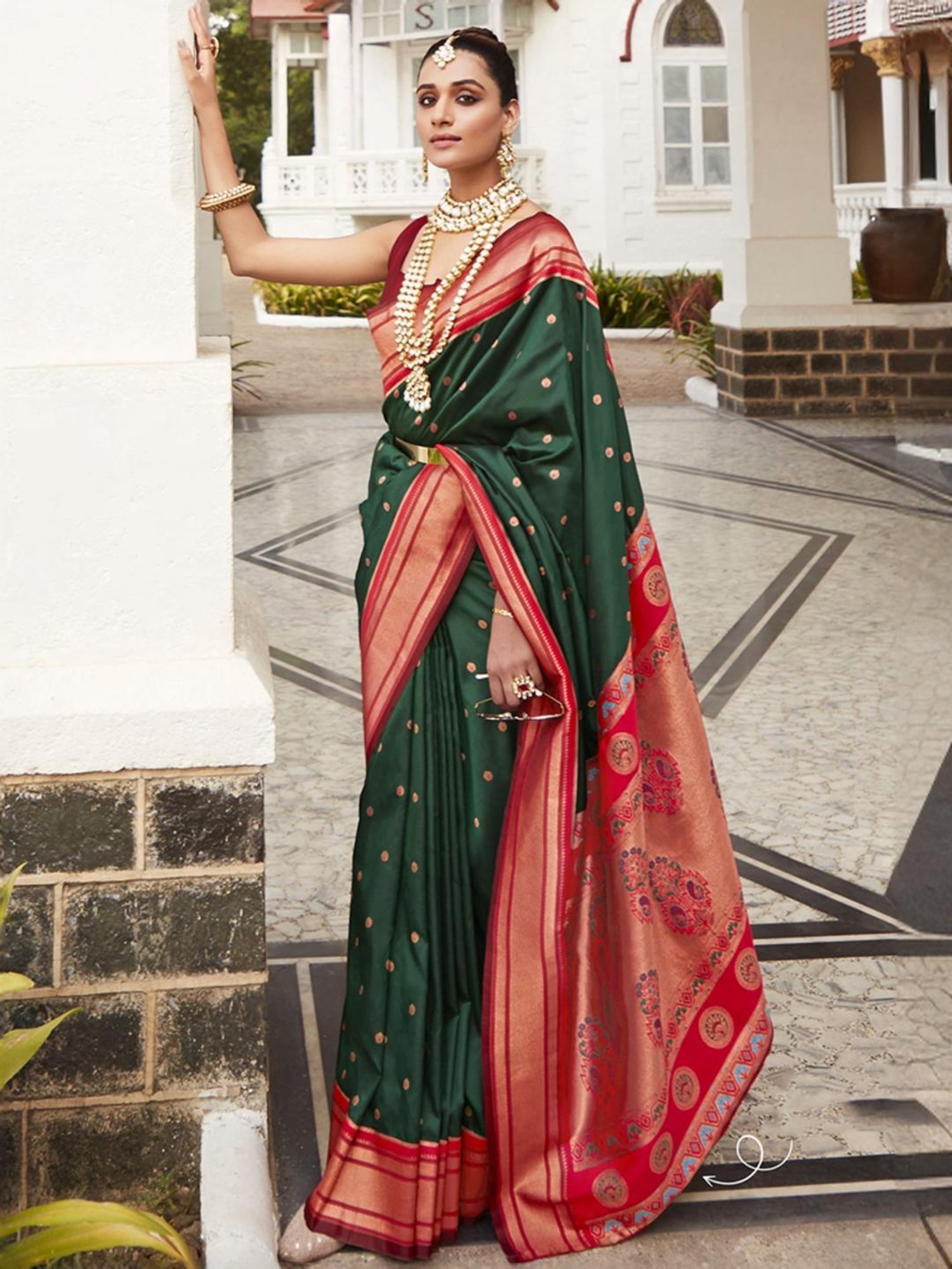Satrani Green & Red Silk Woven Saree With Unstitched Blouse