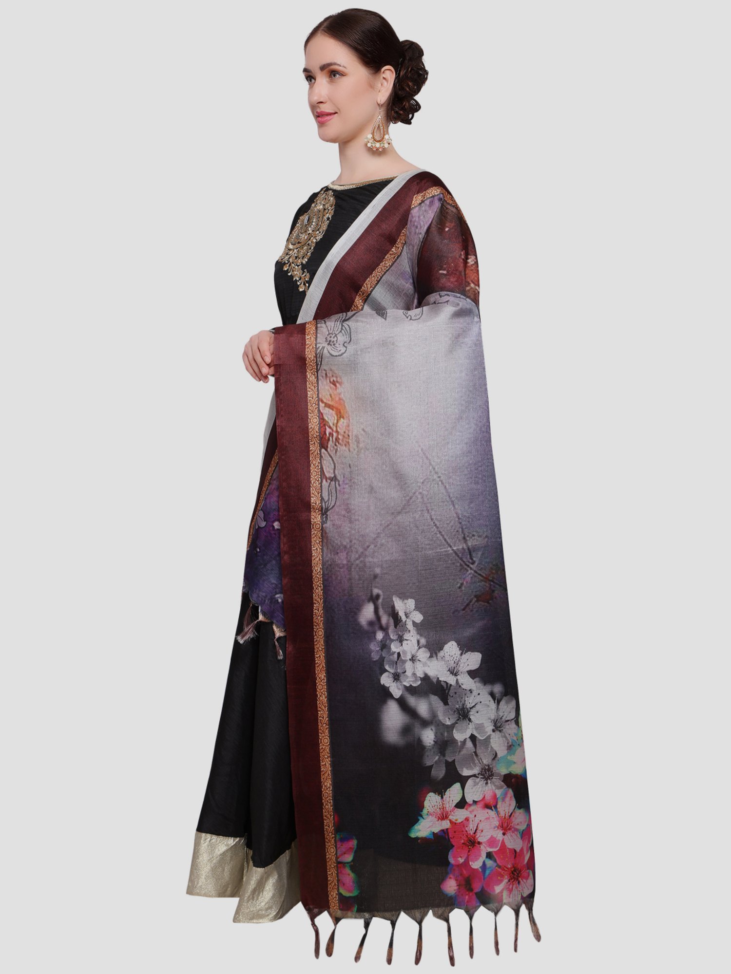 Saree Mall Grey Floral Print Dupatta