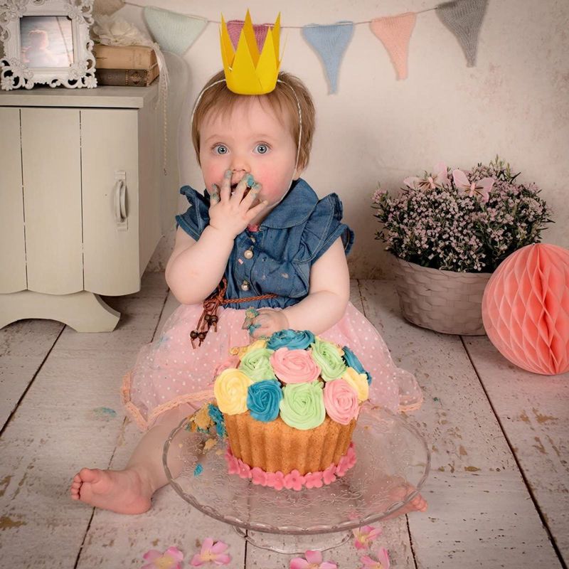 Blue Panda 12 Pack Gold Crown Party Hats, Princess Prince Kids Birthday Party Supplies, King and Queen Style