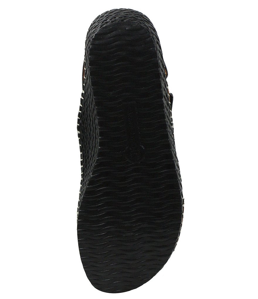 L'Amour Des Pieds Yamona Leather Wedge Sandals