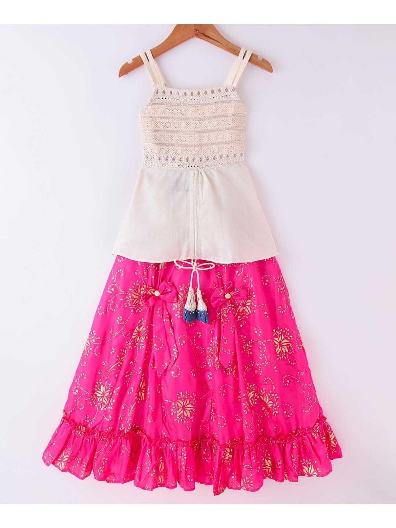 TWISHA Kids Off-White & Pink Embroidered Top Set