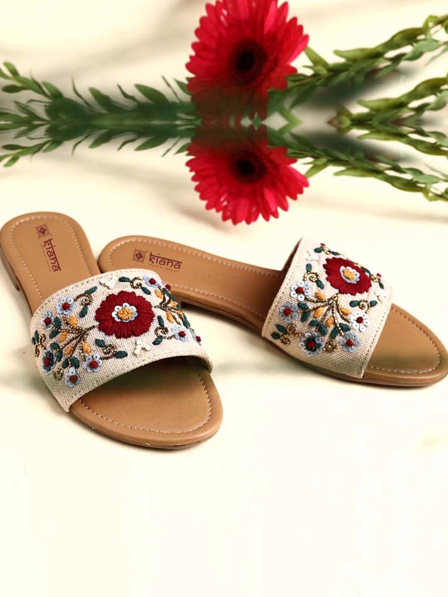 Kiana Women's Beige Ethnic Sandals