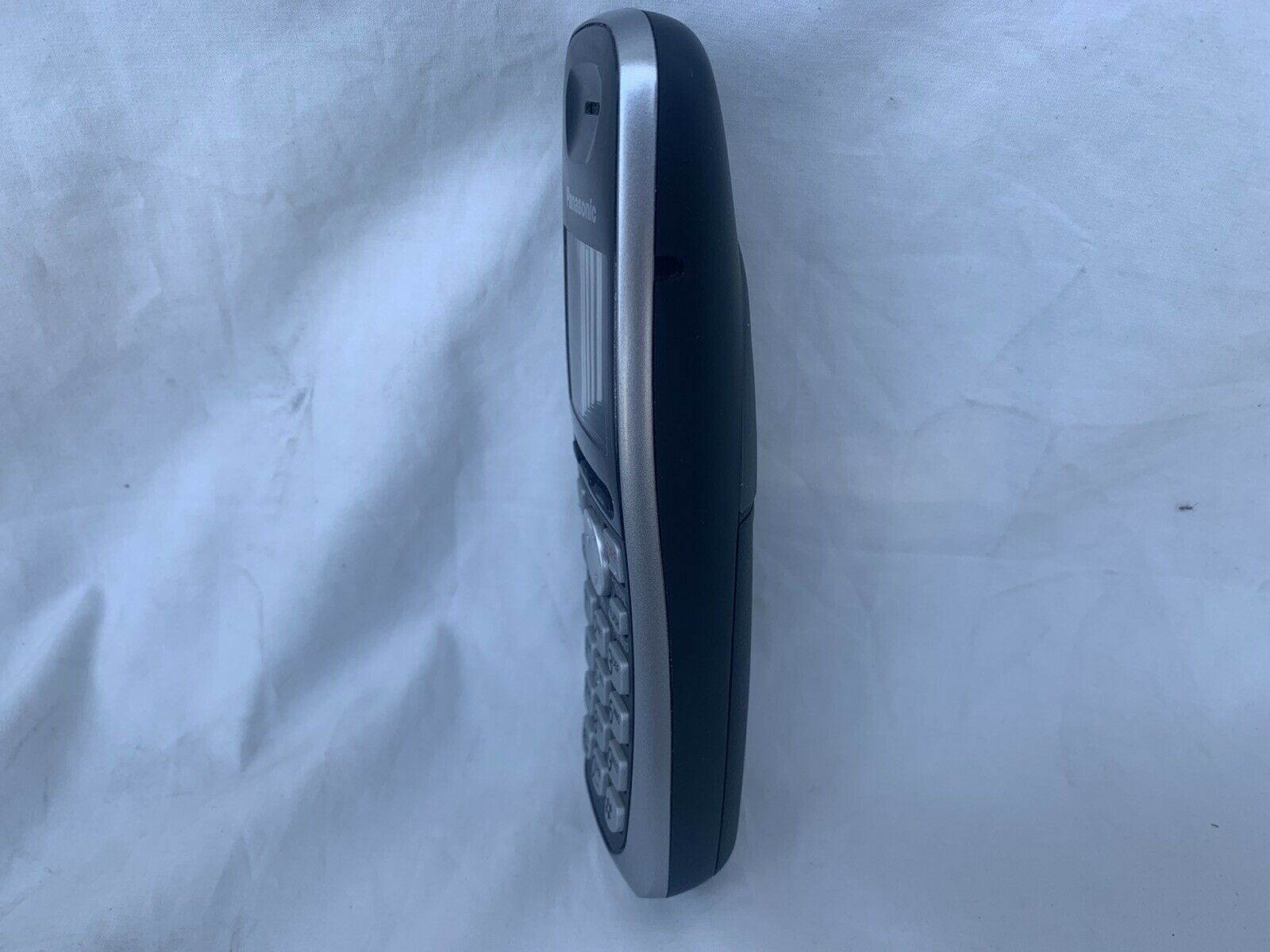 CL82257 DECT 60 Expandable Cordless Phone with Answering System and 2 Handset Rose Gold