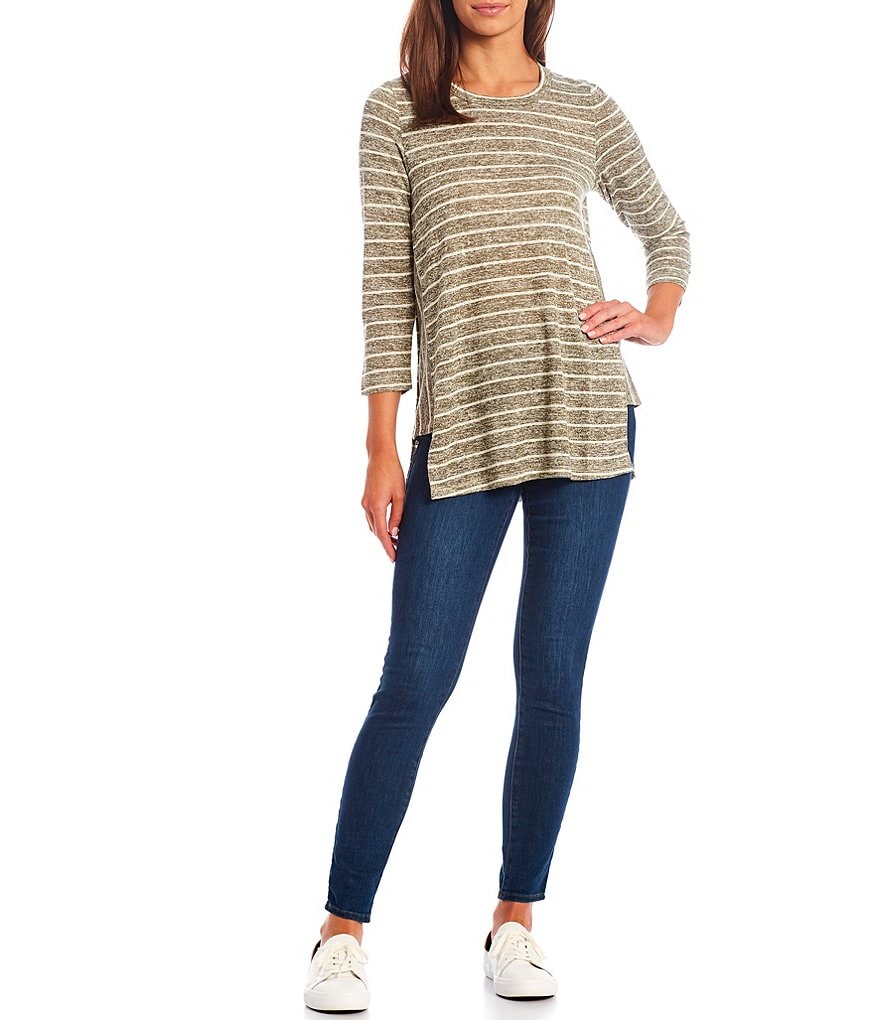 Bobeau Stripe Print Knit 3/4 Sleeve Side Panel Detail Hi-Low Tunic