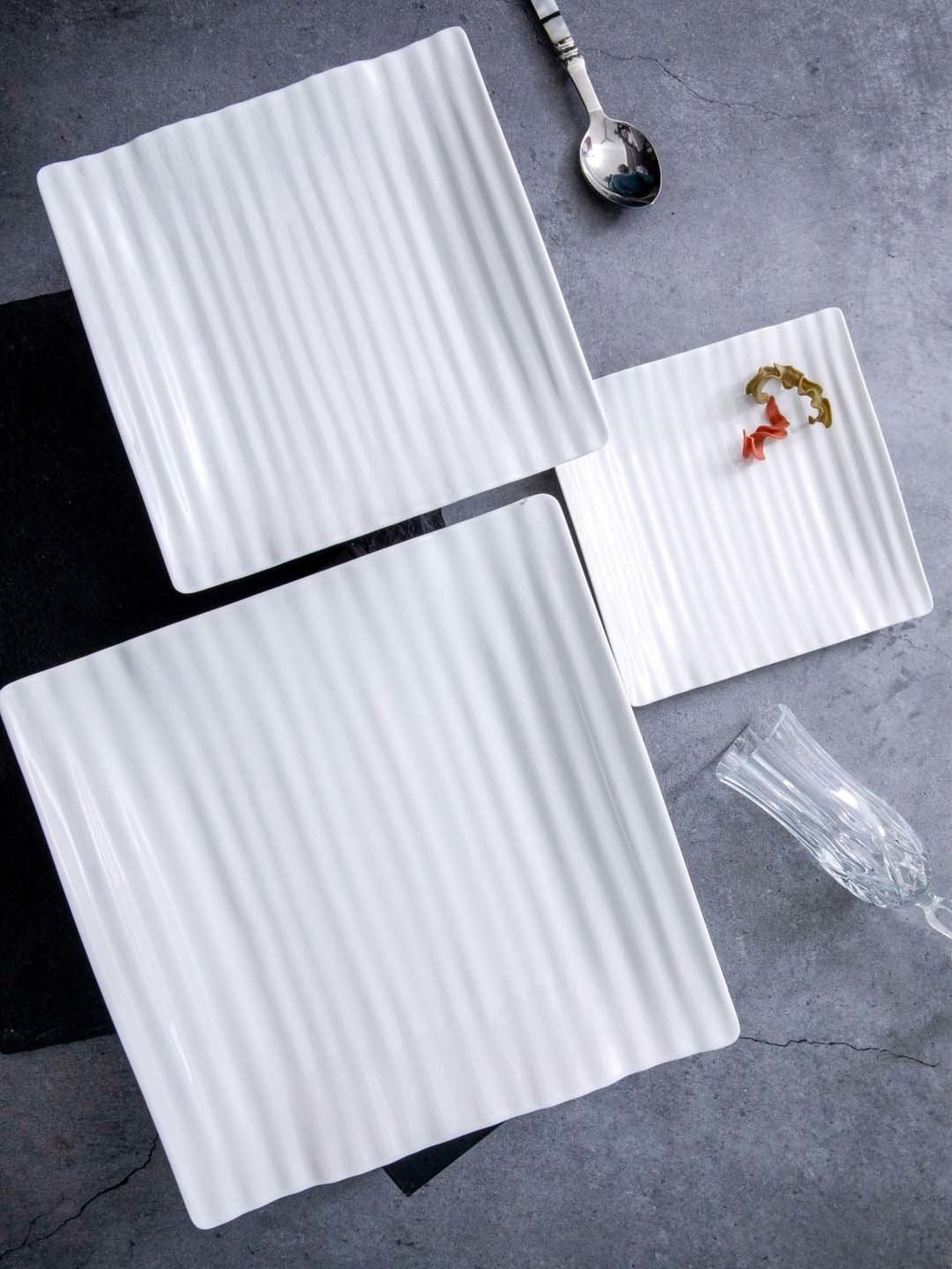 Servewell Swiss White Melamine 3 Serving Platters