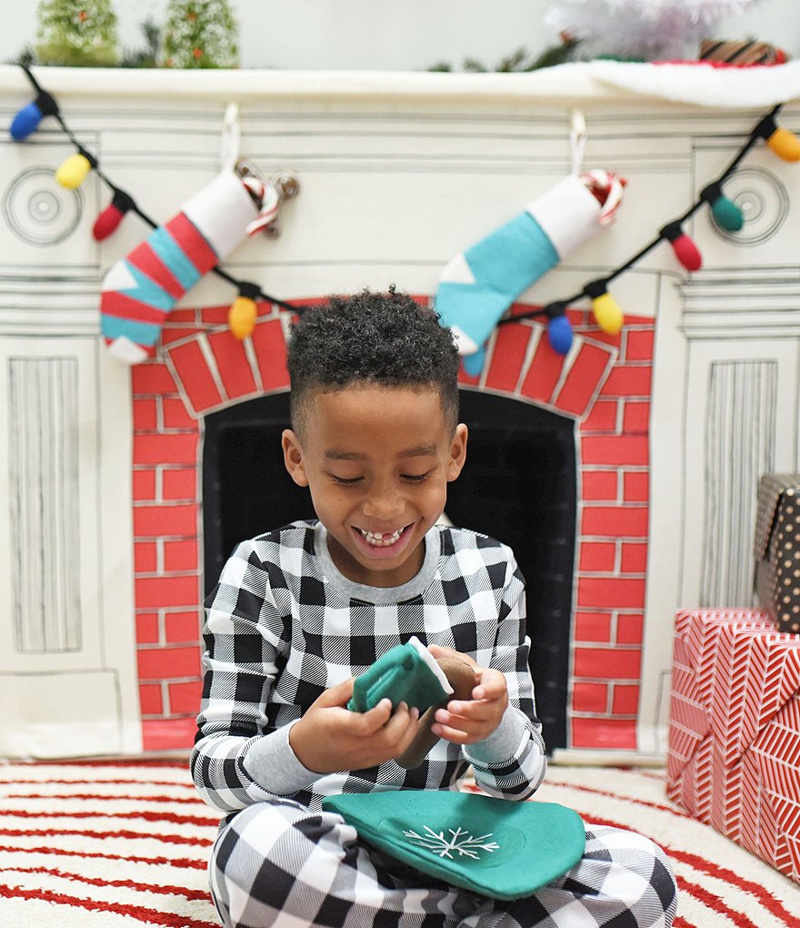 Wonder Wise by Asweets Happy Hearth Play Fireplace