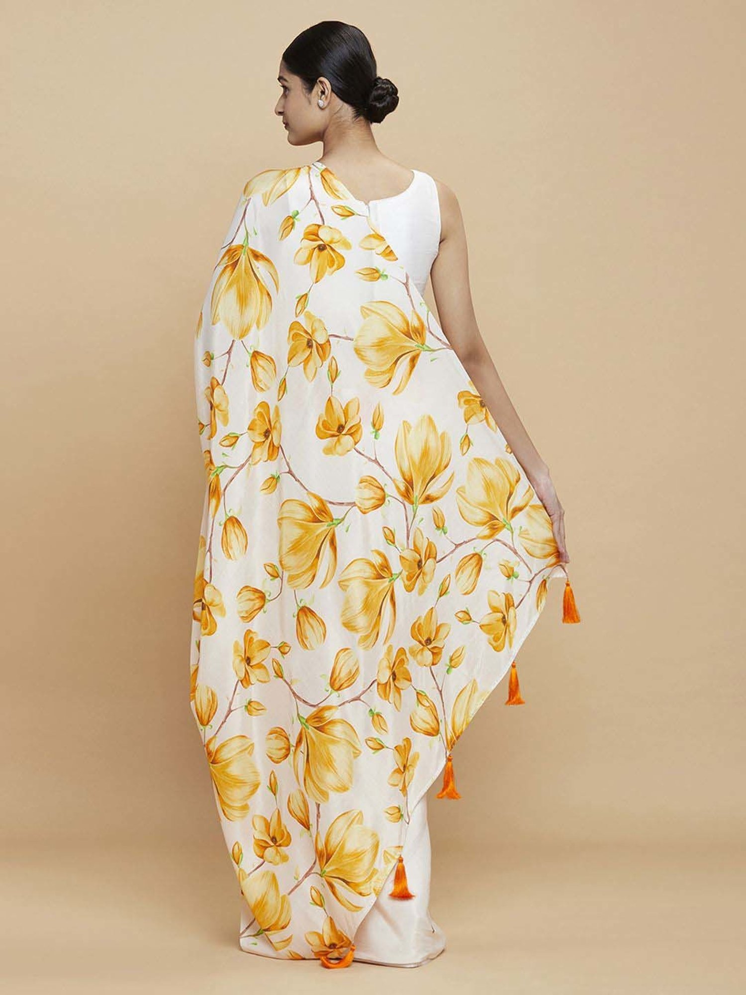 navyasa by liva White & Yellow Floral Print Saree With Unstitched Blouse