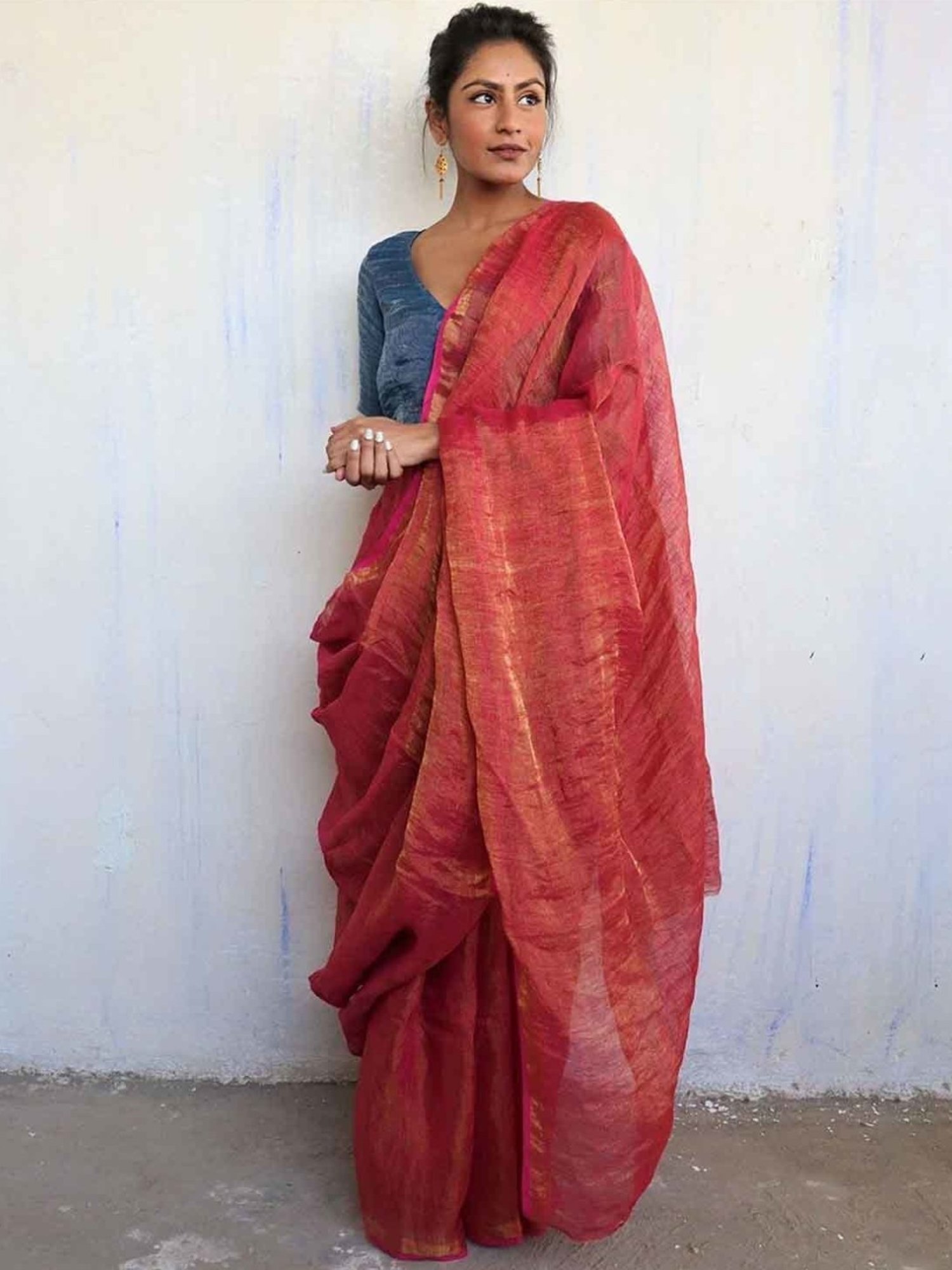 Chidiyaa Rani Pink Handwoven Linen Zari Saree