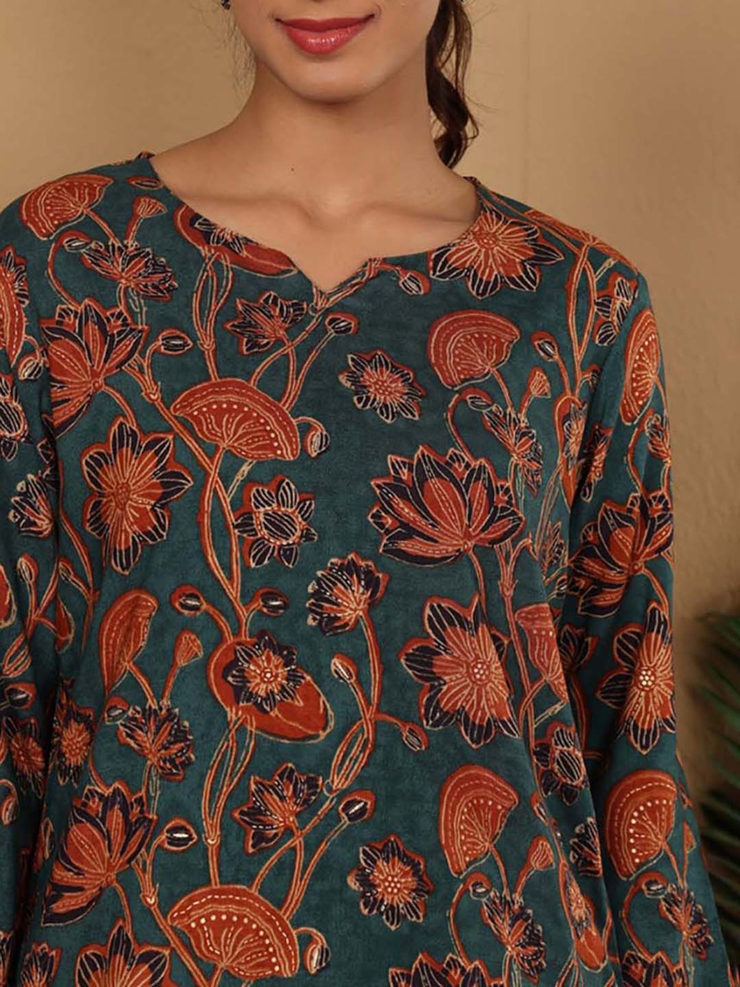 Varanga Green Tunic & Pant Set