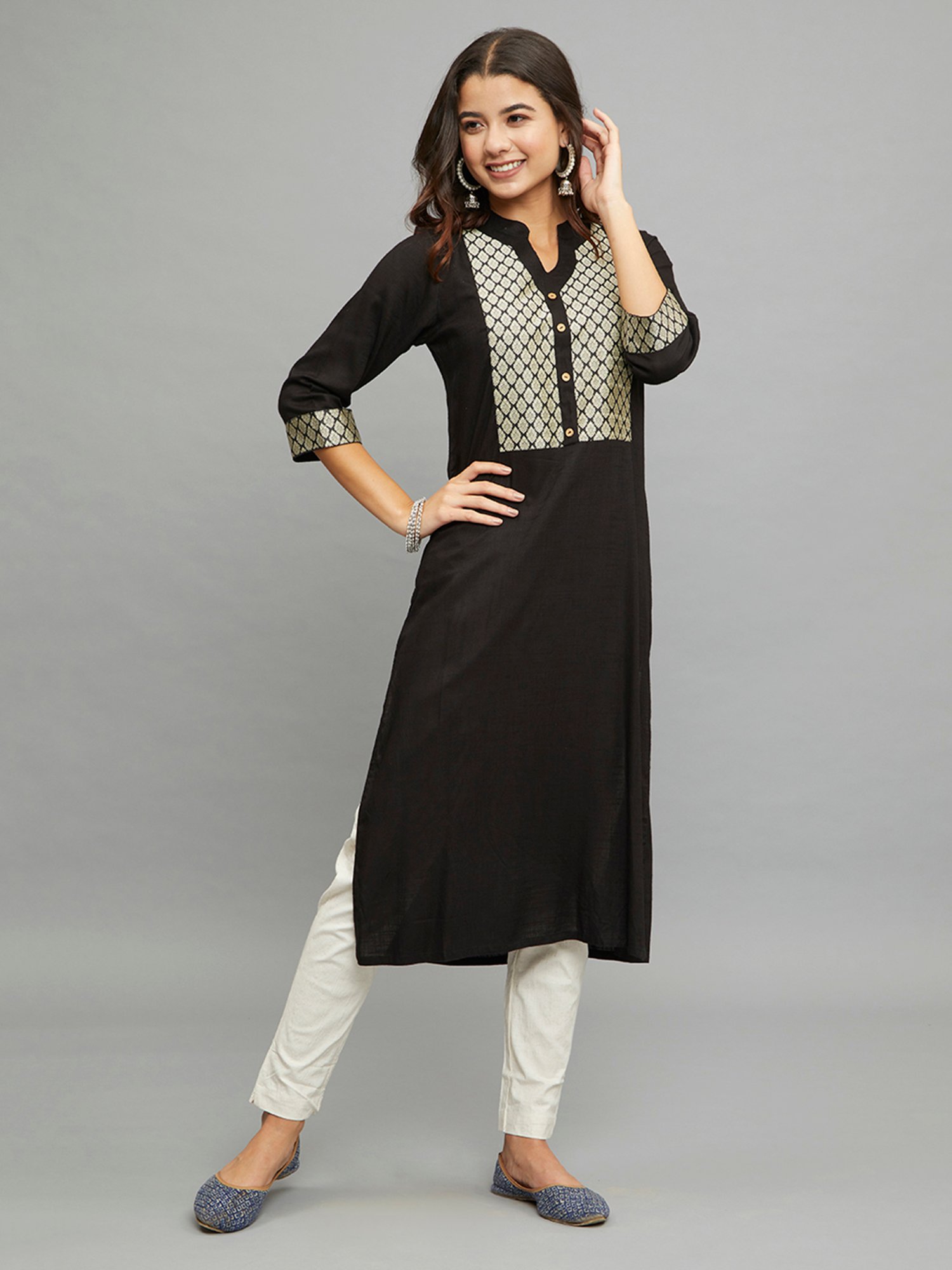 paislei Black Printed Straight Kurta