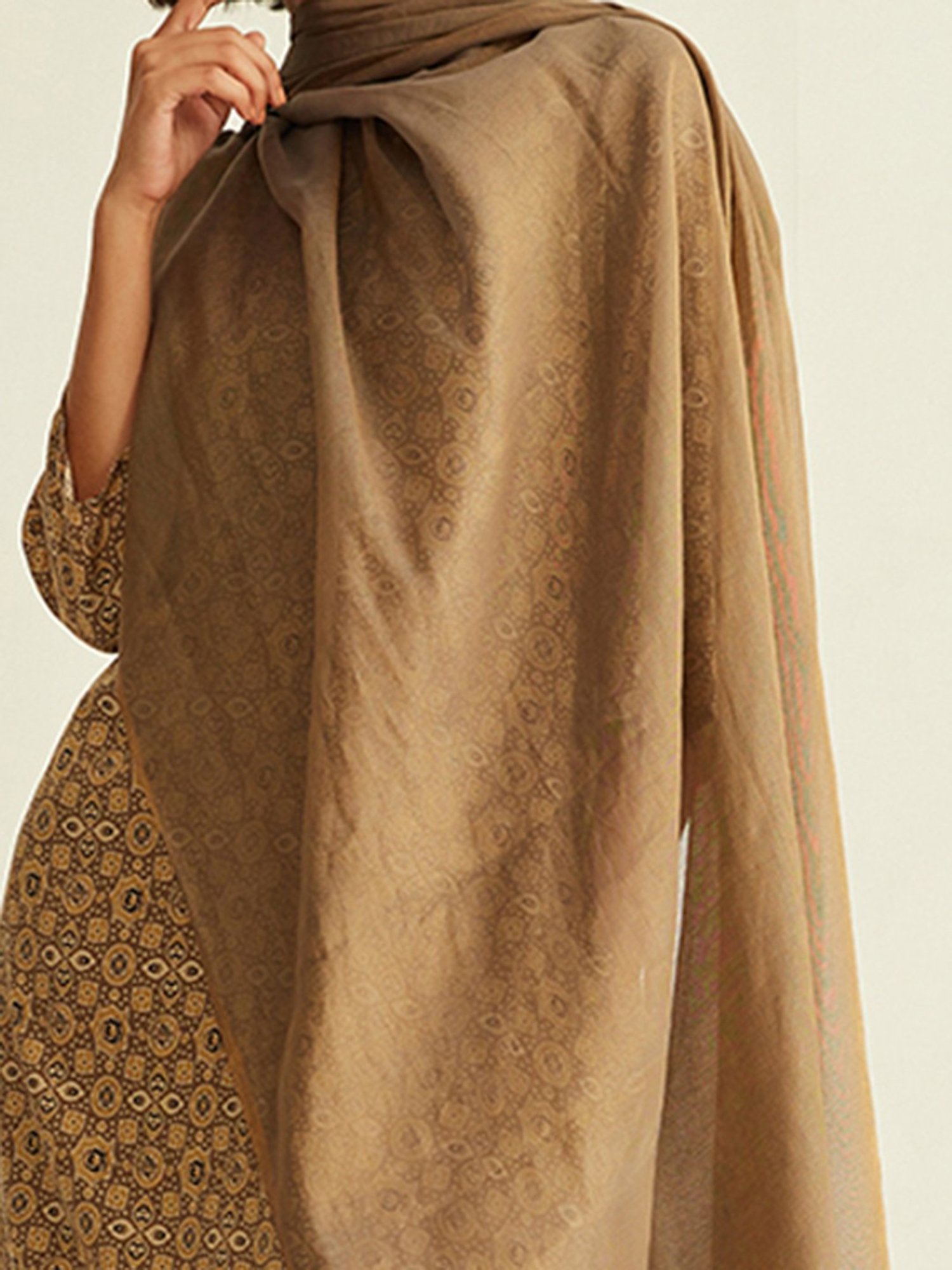 ANCESTRY Brown Dupatta