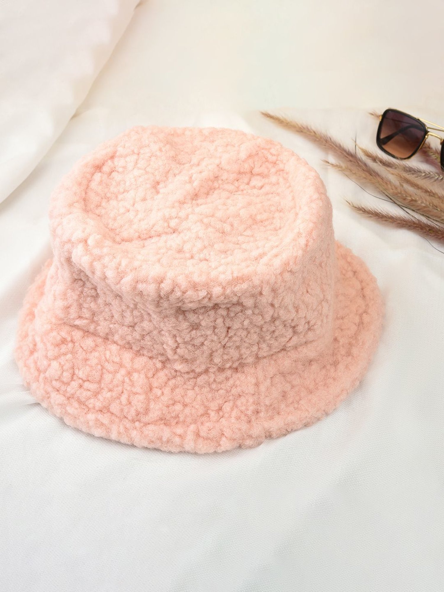ToniQ Pink Fur Special Seasonal Wear Bucket Hat