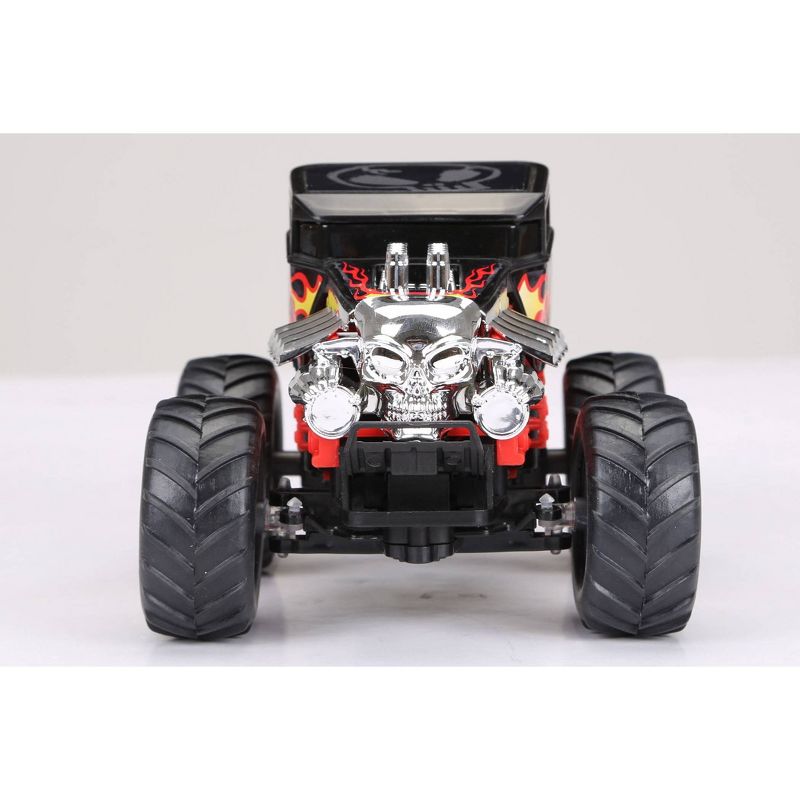 New Bright 1:24 R/C Hot Wheels Monster Truck Bone Shaker