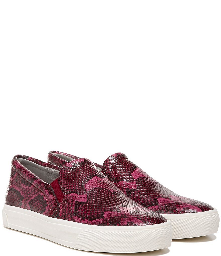 Trotters Kiera Suede Kitten Heel Pumps