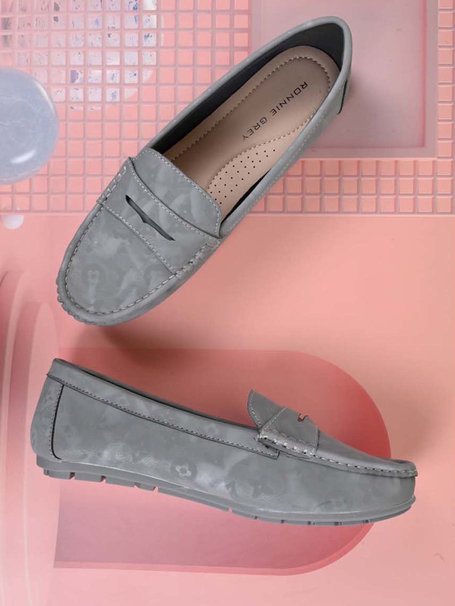 Ronnie Grey Women's Grey Casual Loafers