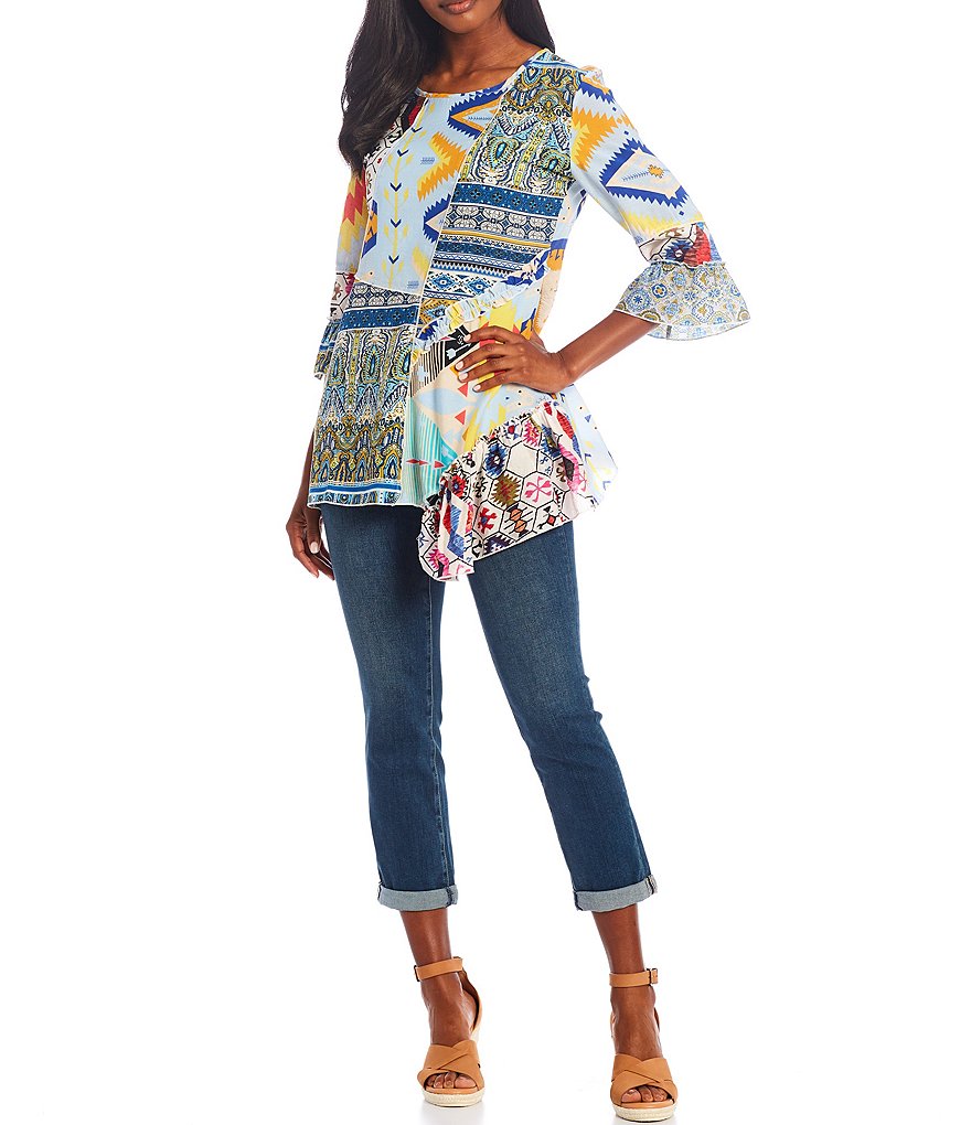 Calessa Floral Embroidered Round Neck Short Sleeve Tunic