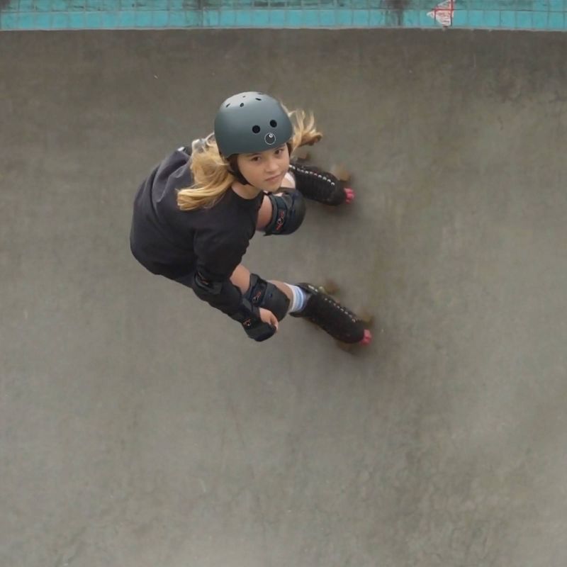 Eight Ball Kids' 8+ Helmet - Gun Metal