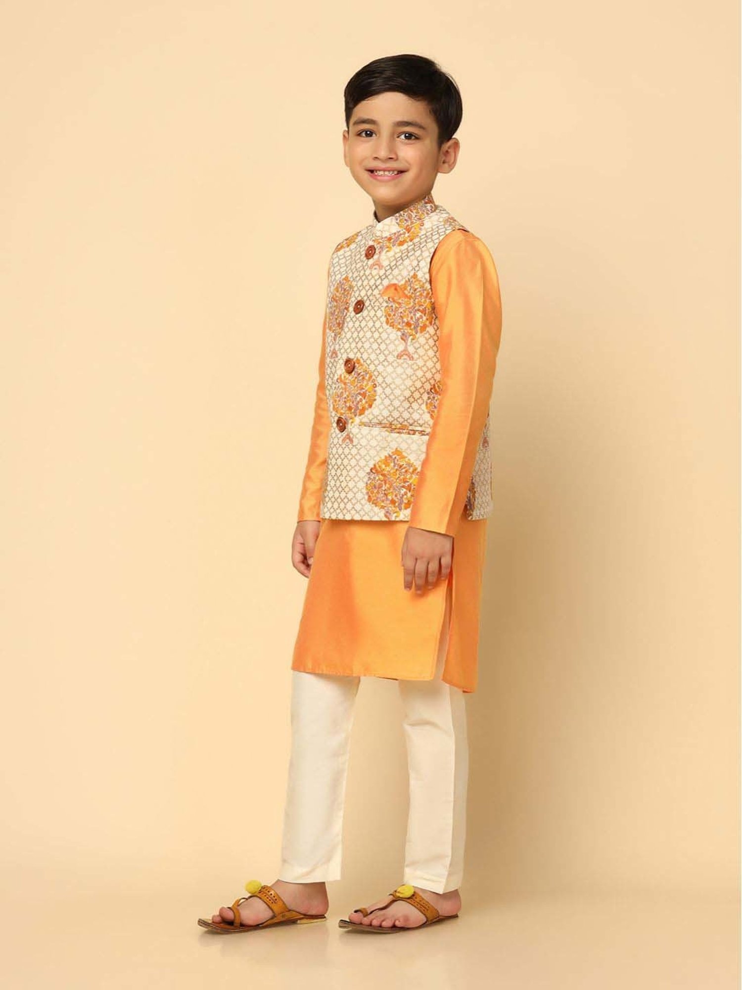 KISAH Kids Yellow & White Printed Full Sleeves Kurta Set