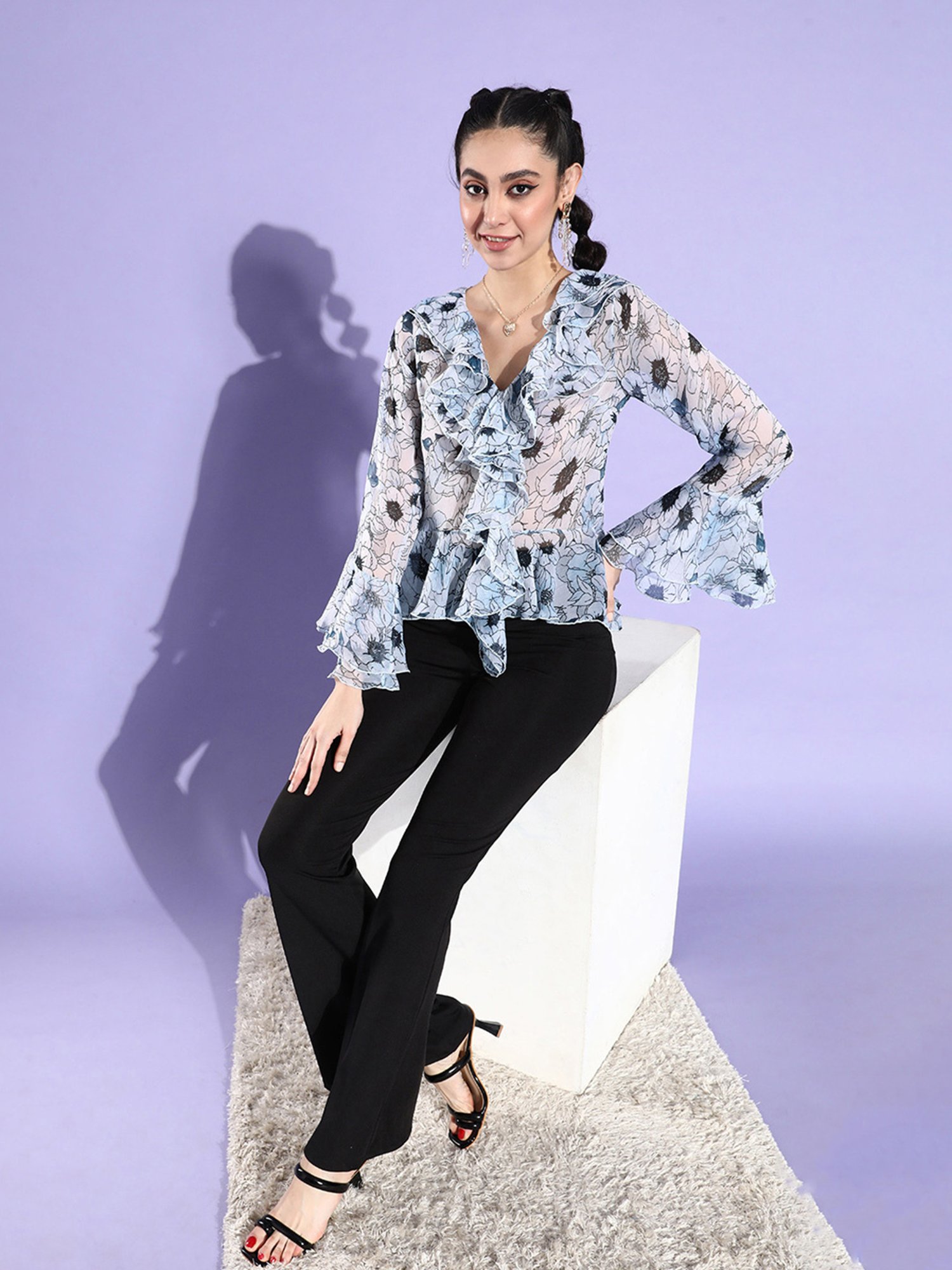 QUIERO White Floral Print Top