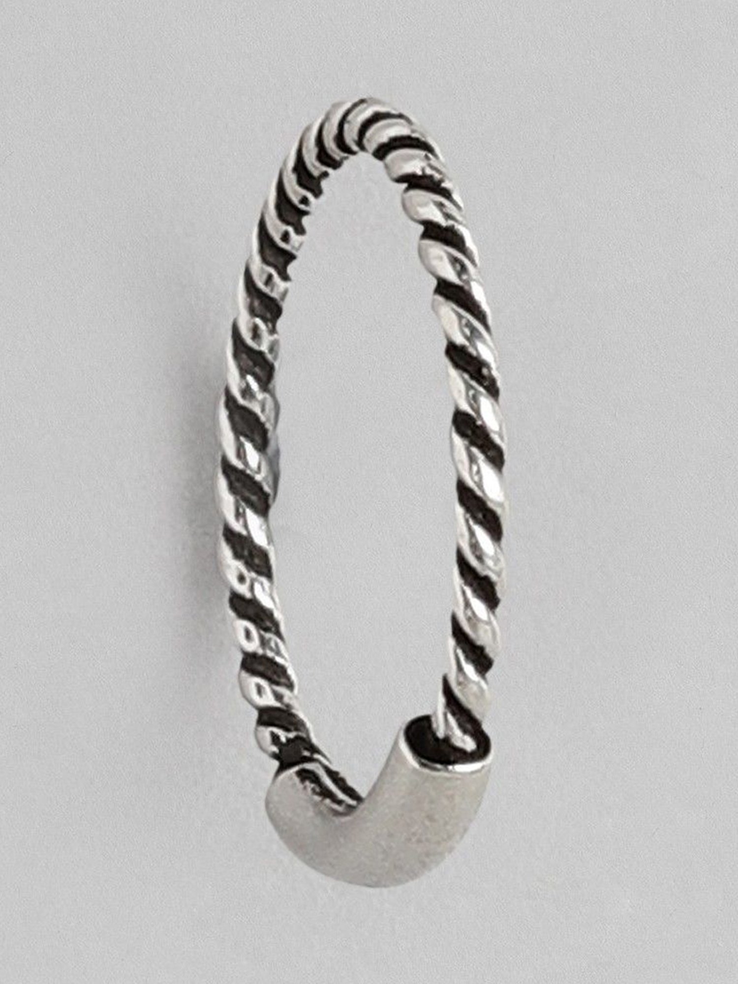 Zavya 92.5 Sterling Silver Floral Nosepin for Women