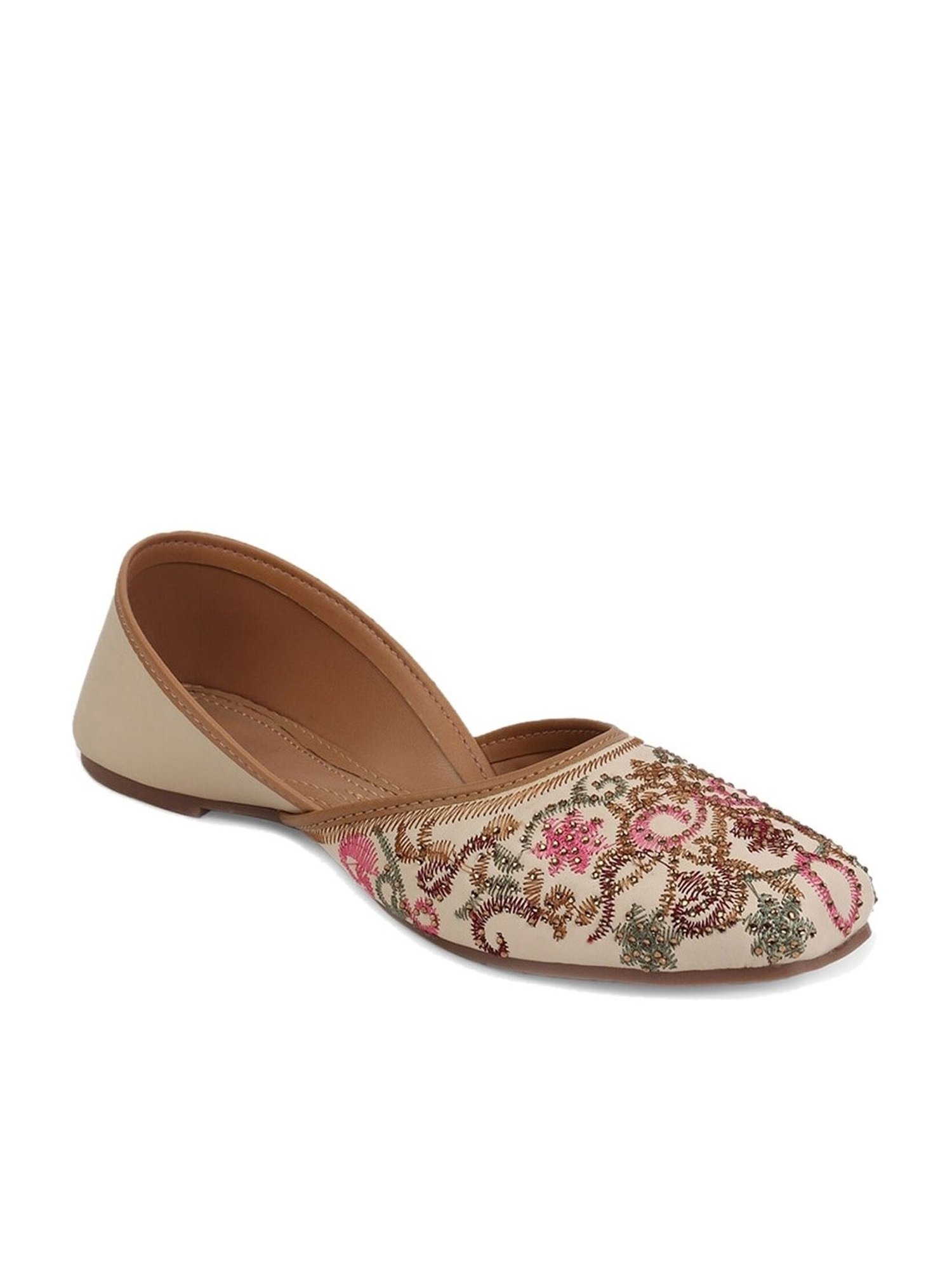 Iconics Women's Cream Ethnic Juttis