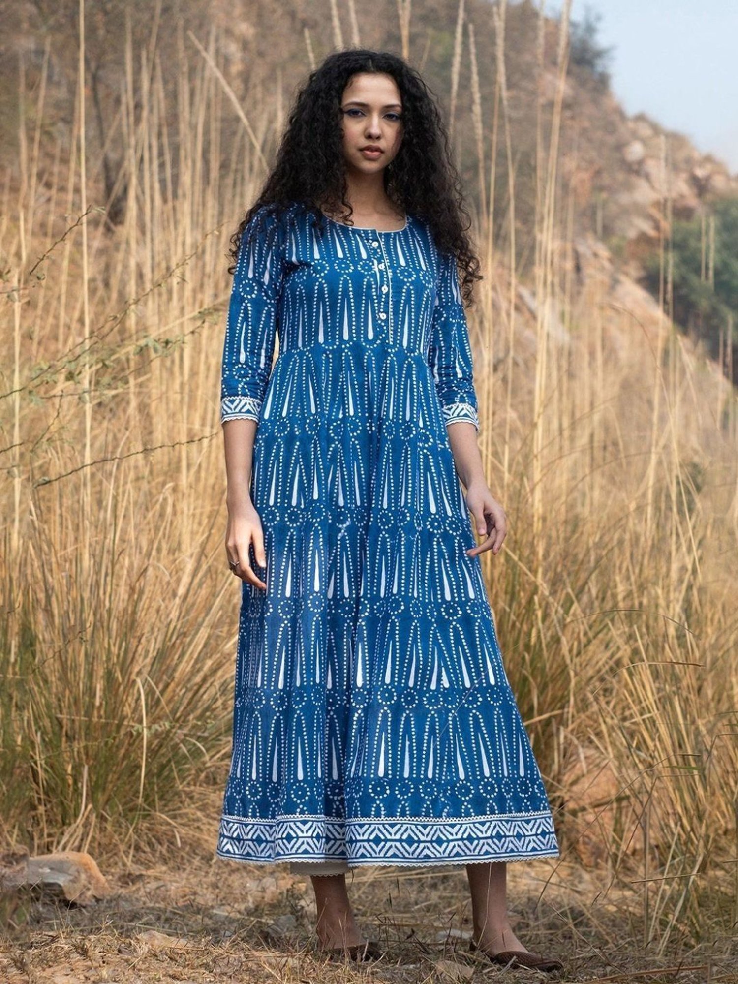 Akiso Neela Indigo Block Printed Anarkali Kurta With Border And Lace Details