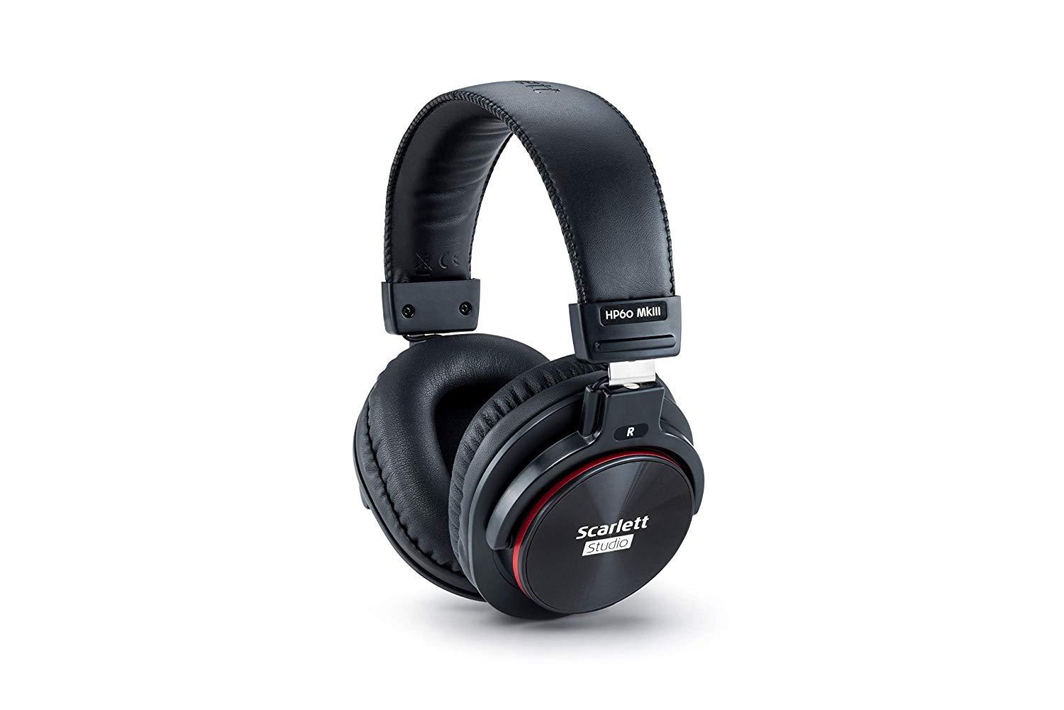 Focusrite Scarlett 2i2 Studio 3rd Generation Recording Bundle