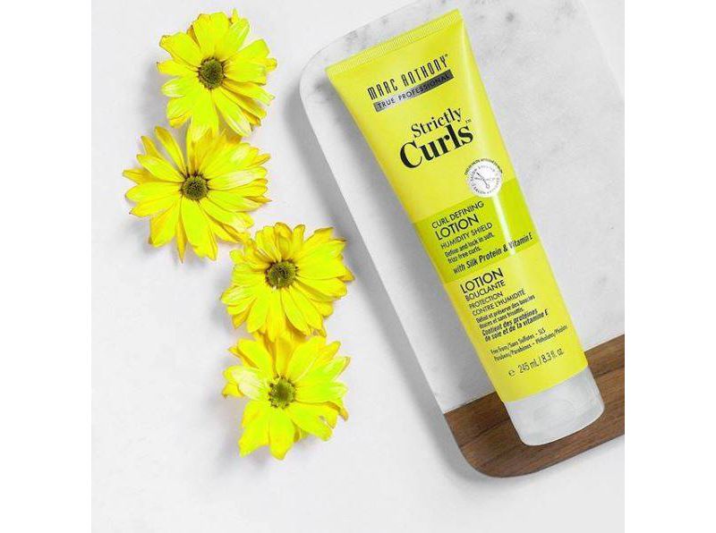 Marc Anthony Strictly Curls Curl Defining Lotion Hair Gel & Heat Protectant - Vitamin E - 8.3 fl oz