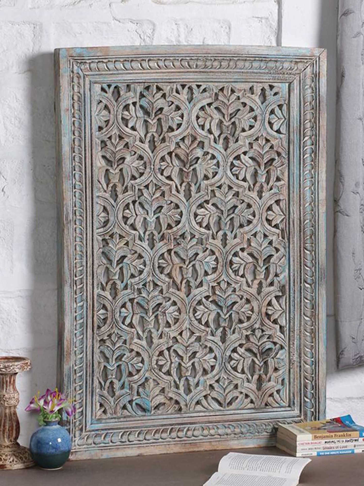 Artisans Rose Filigree Blue & Ivory Wooden Wall Art - Set of 1