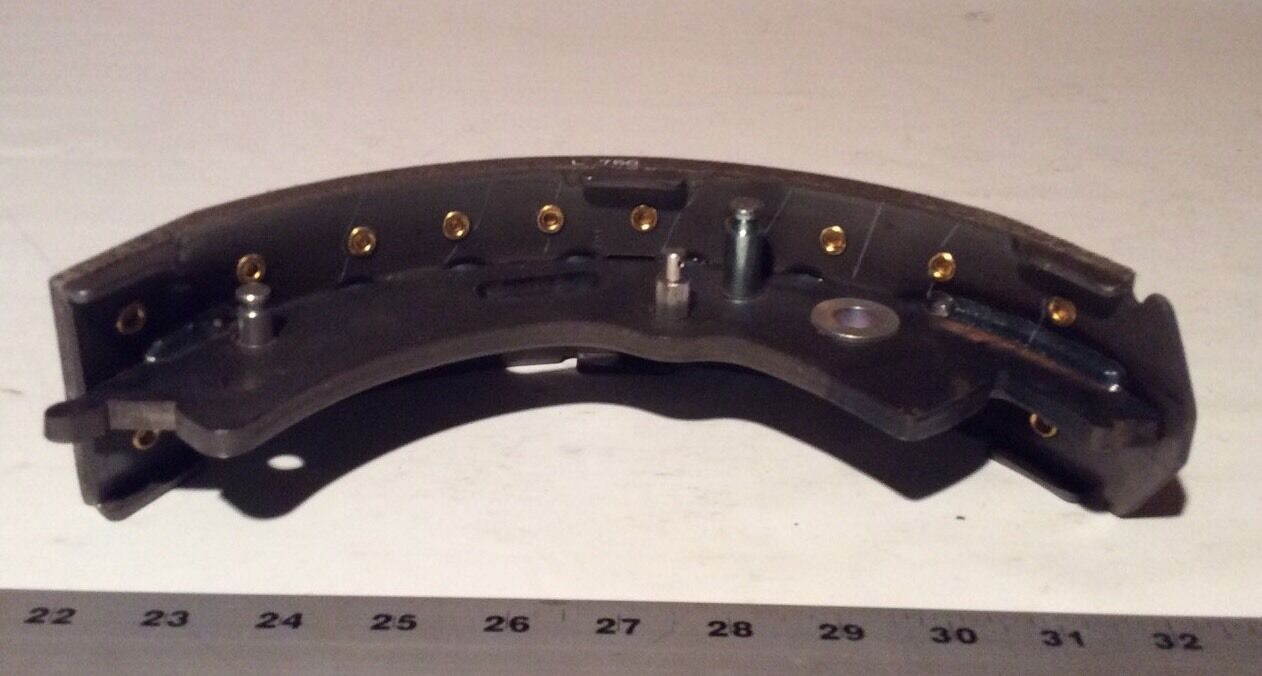 44060-53H01 Nissan Shoe & Lining Sku-15162807C