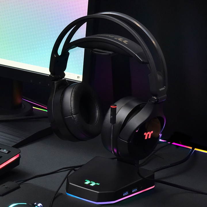 Thermaltake Tt RIING Pro RGB Virtual 3D 7.1 Surround Sound Gaming Headset, omni-directional microphone, 16.8M RGB color illumination and five lighting effects (GHT-RPR-DIECBK-29)