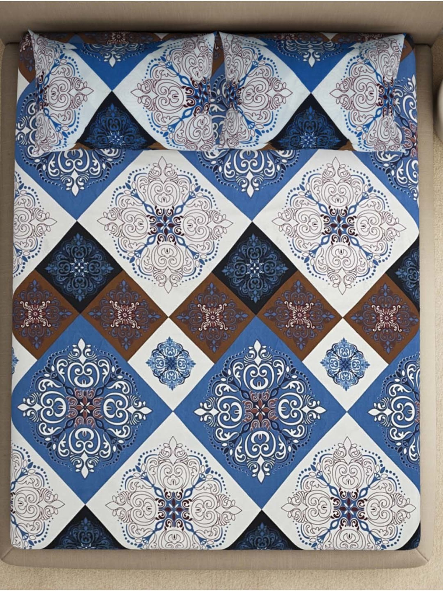 Welspun Bliss Blue Heaven Microfibre 120 TC Double Bedsheet with 2 Pillow Covers