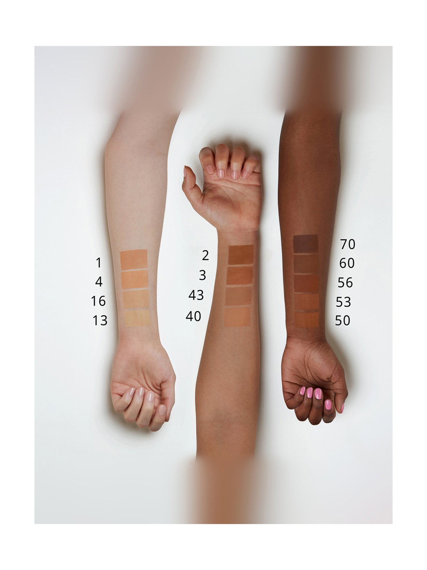 Essence Soft Touch Mousse Make-up 01 Matt Sand - 16 gm