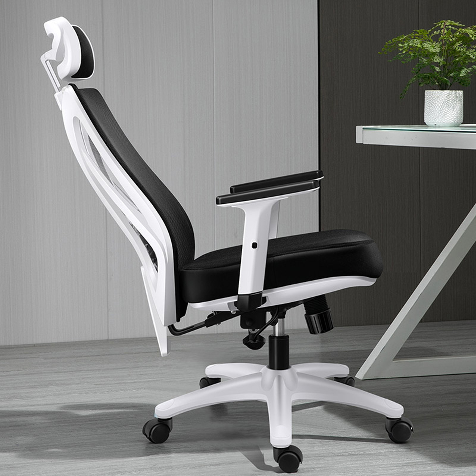 Weekan Ergonomic Mesh Office Chair, High Back Computer Gaming Chair with Lumbar Support, Adjustable Armrest and Headrest Executive Chair for Home Office, Height-Adjustable, 330 lbs Load Bearing