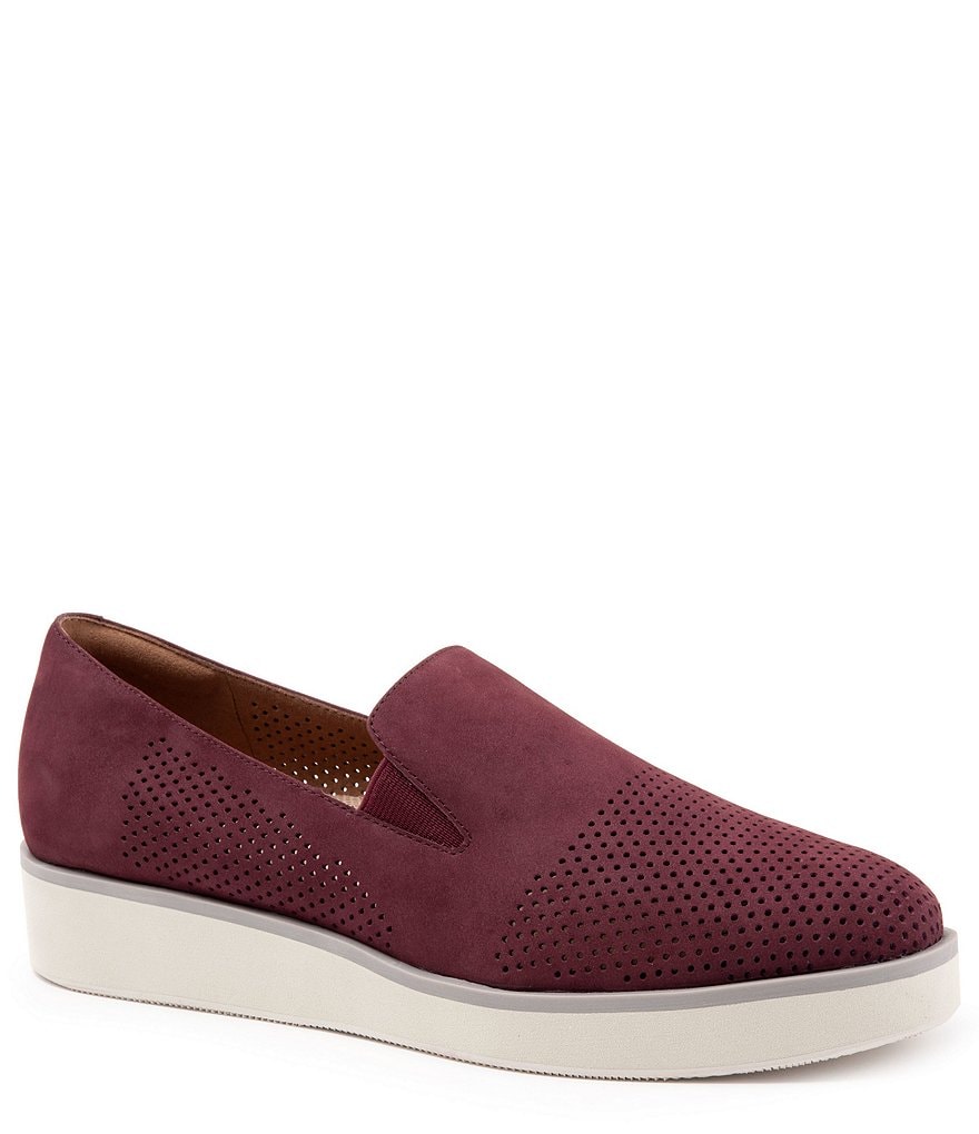 SoftWalk Whistle Suede Slip-On Sneakers