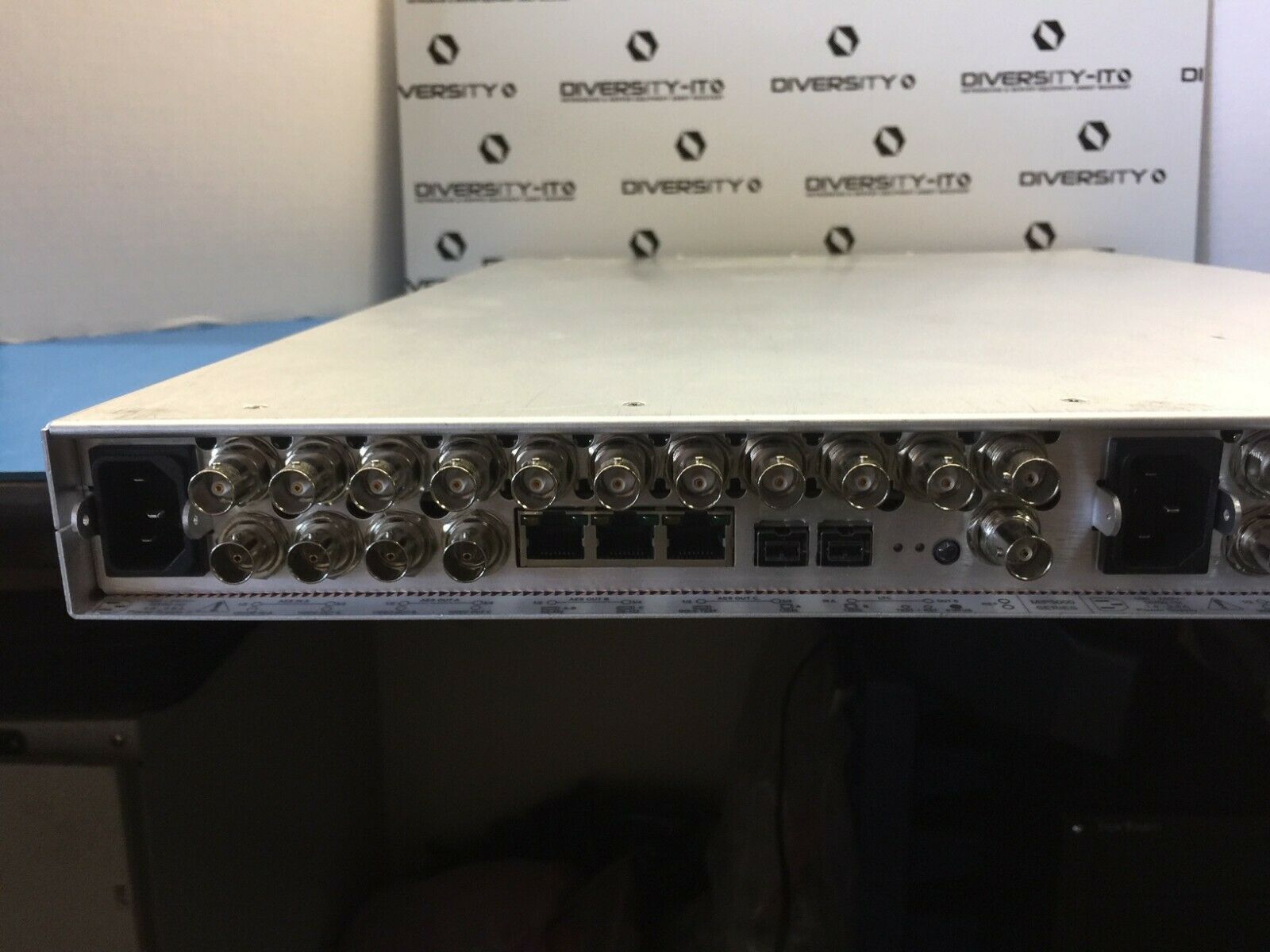 Omneon Spectrum Media Deck MPC-7002 w/ MIP-7600