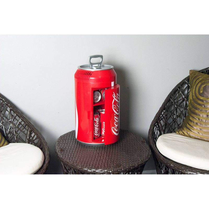 Avanti CF24Q0W 2.5 Cubic Foot Stand Alone Upright Chest Deep Freezer, White