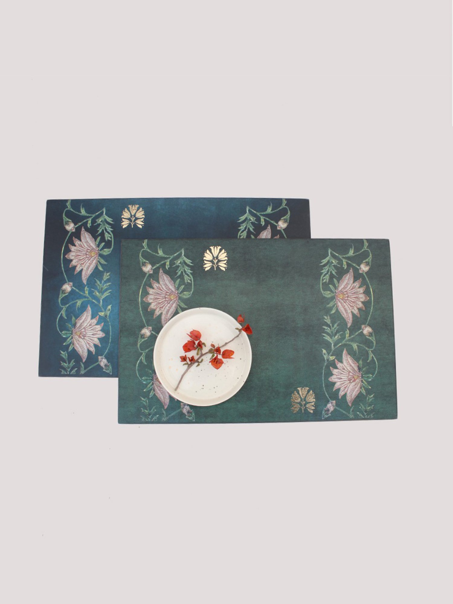 Karo Aafiya Printed Dark Green Wood Table Placements - Set of 6