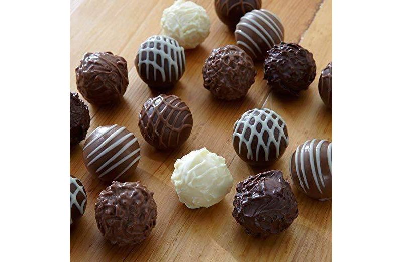 Lindor Gold Gifting Sampler Box Chocolates - 3.4oz