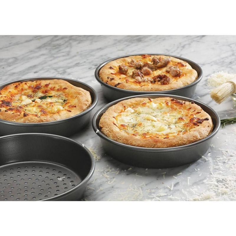 Chicago Metallic Deep Dish Pizza Pan Set
