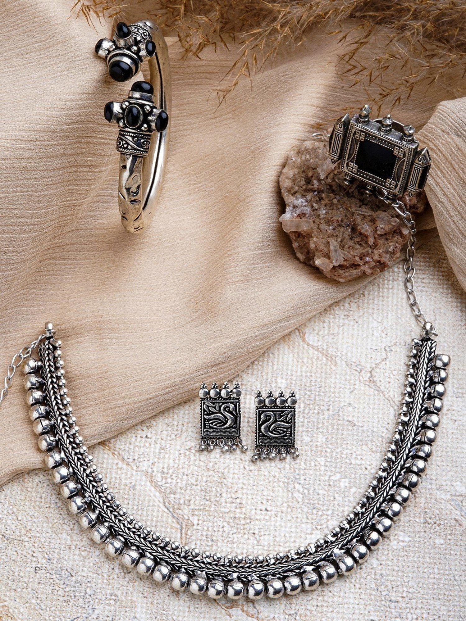 Sri Jagdamba Pearls White Alloy Classic Necklace & Earring Set